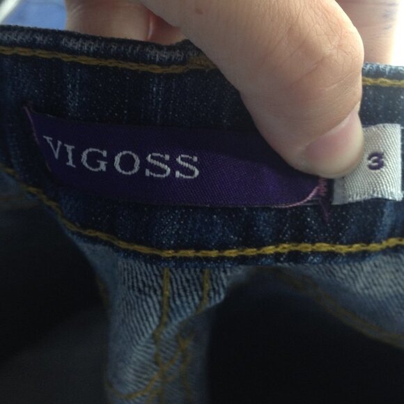 Vigoss Distressed Skinny Jeans - Picture 4 of 8